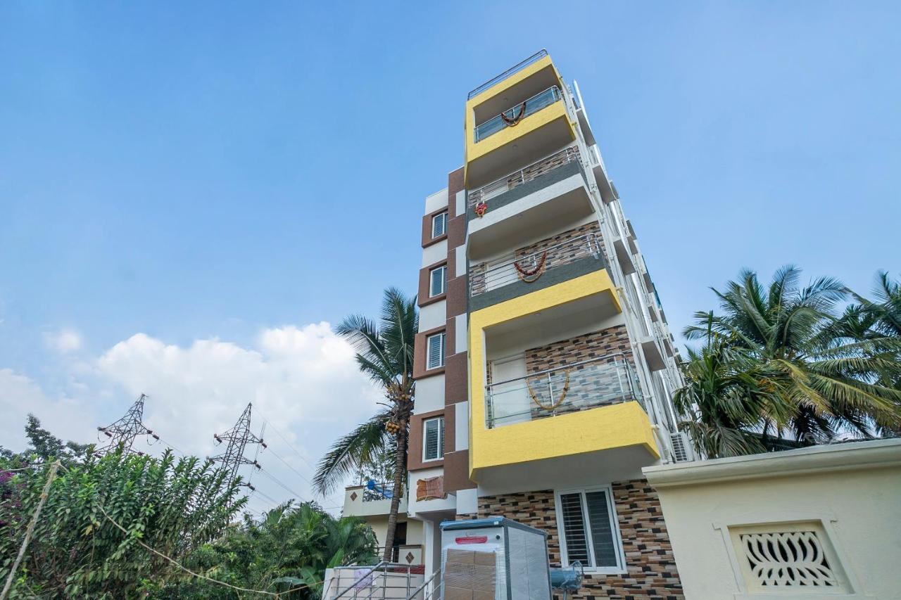 Collection O 19780 Basaweshwara Nagar Hotel 3*