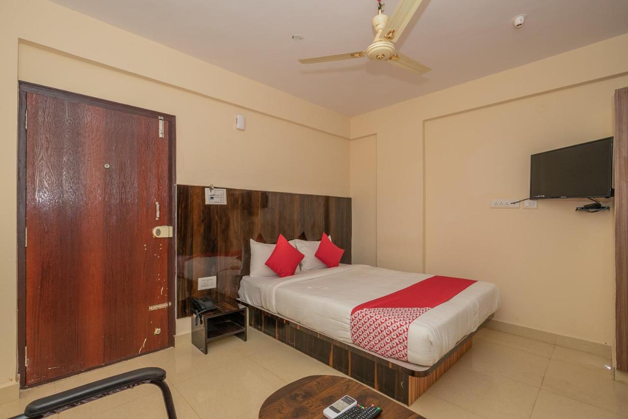 Oyo 28778 La Melodie Hotel