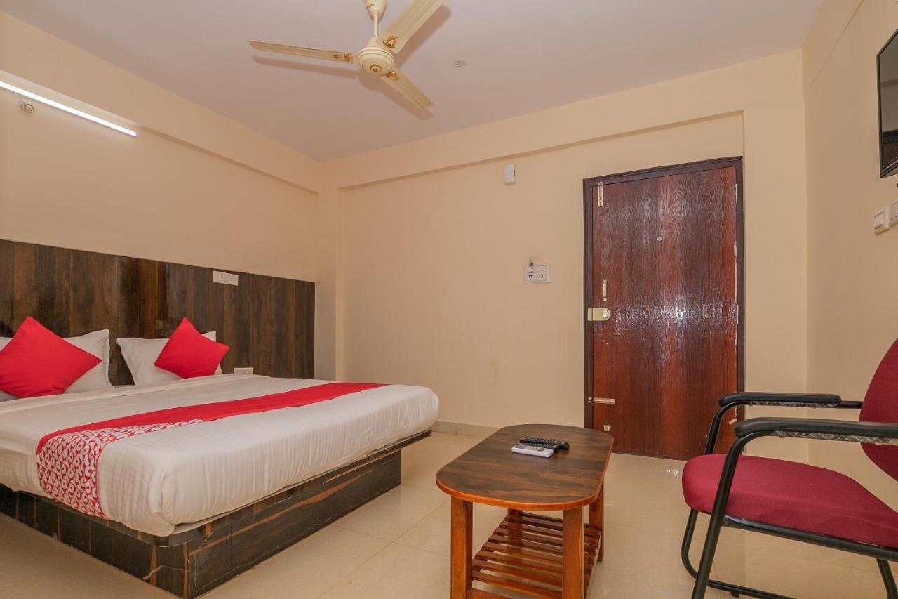 Oyo 28778 La Melodie Hotel