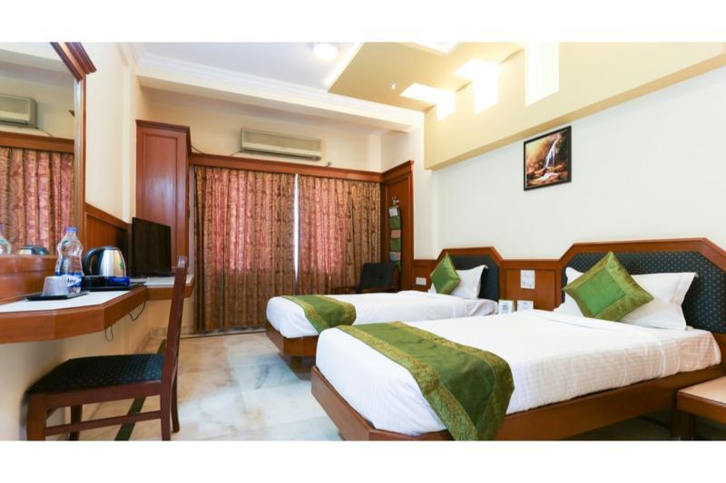 Treebo Adarsh Hotel