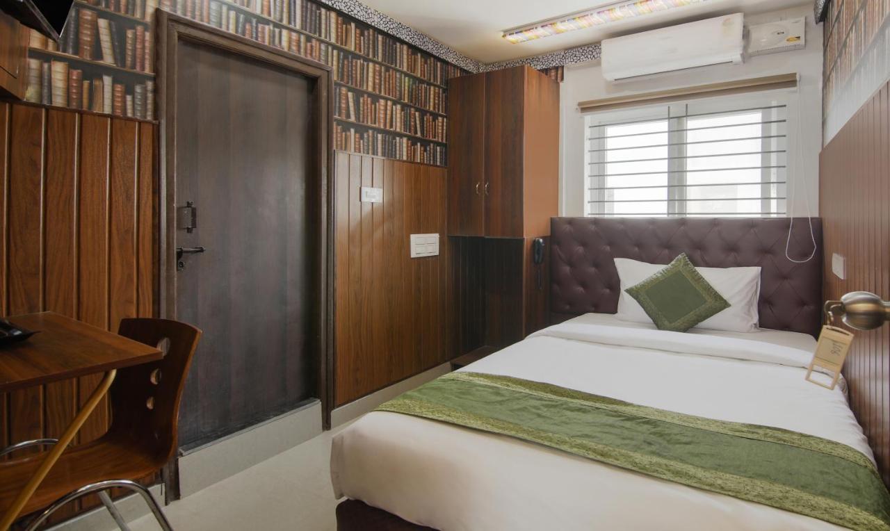 Dvaraka Hotel