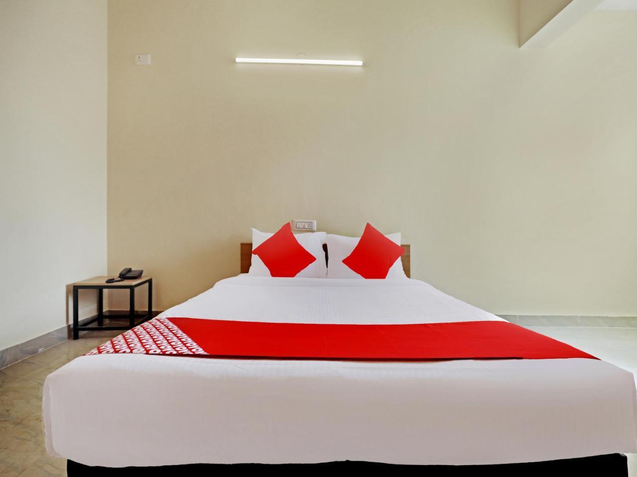 Collection O 19570 Bb Residency Bangalore