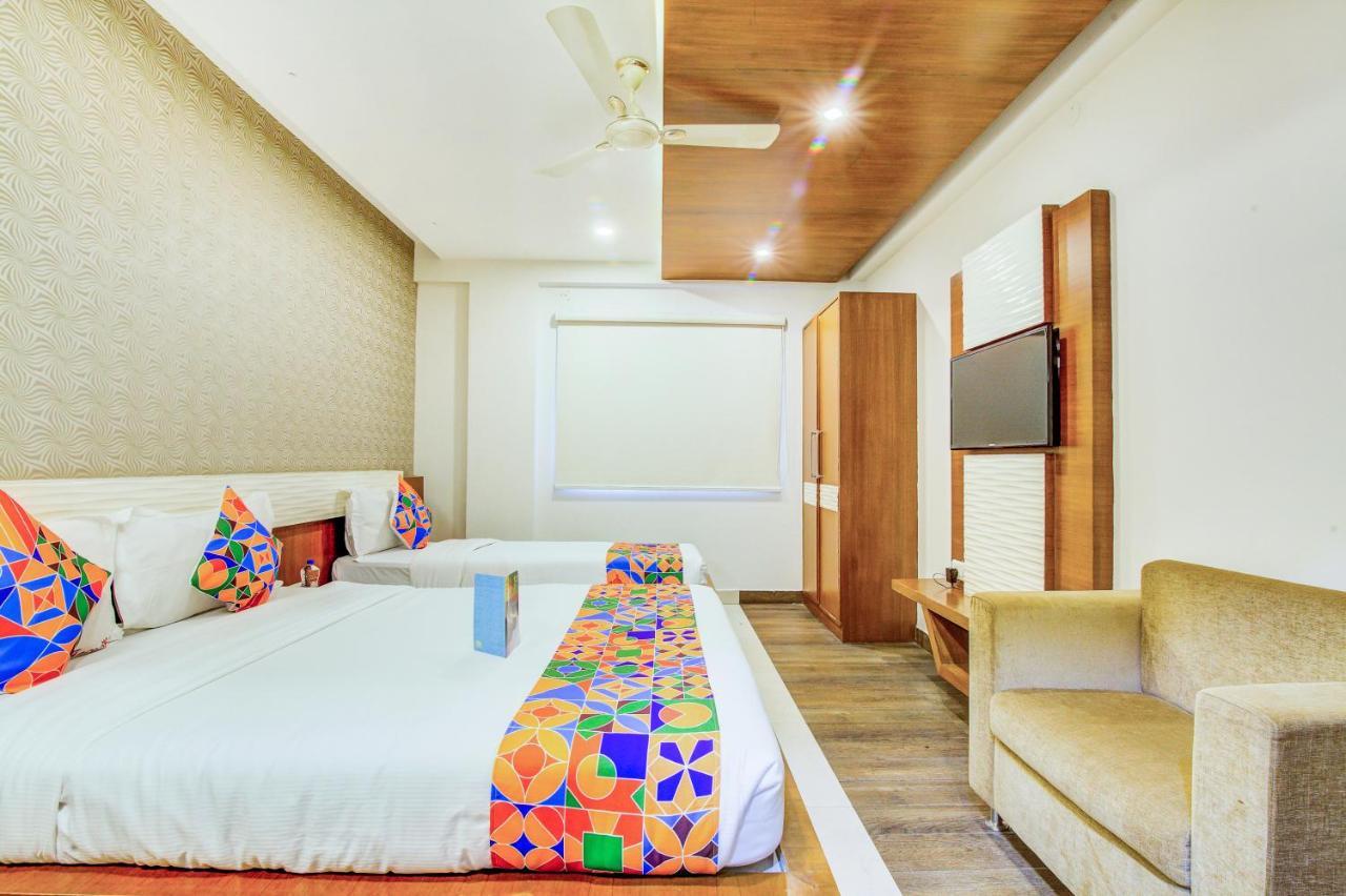 Fabhotel Empark 3*