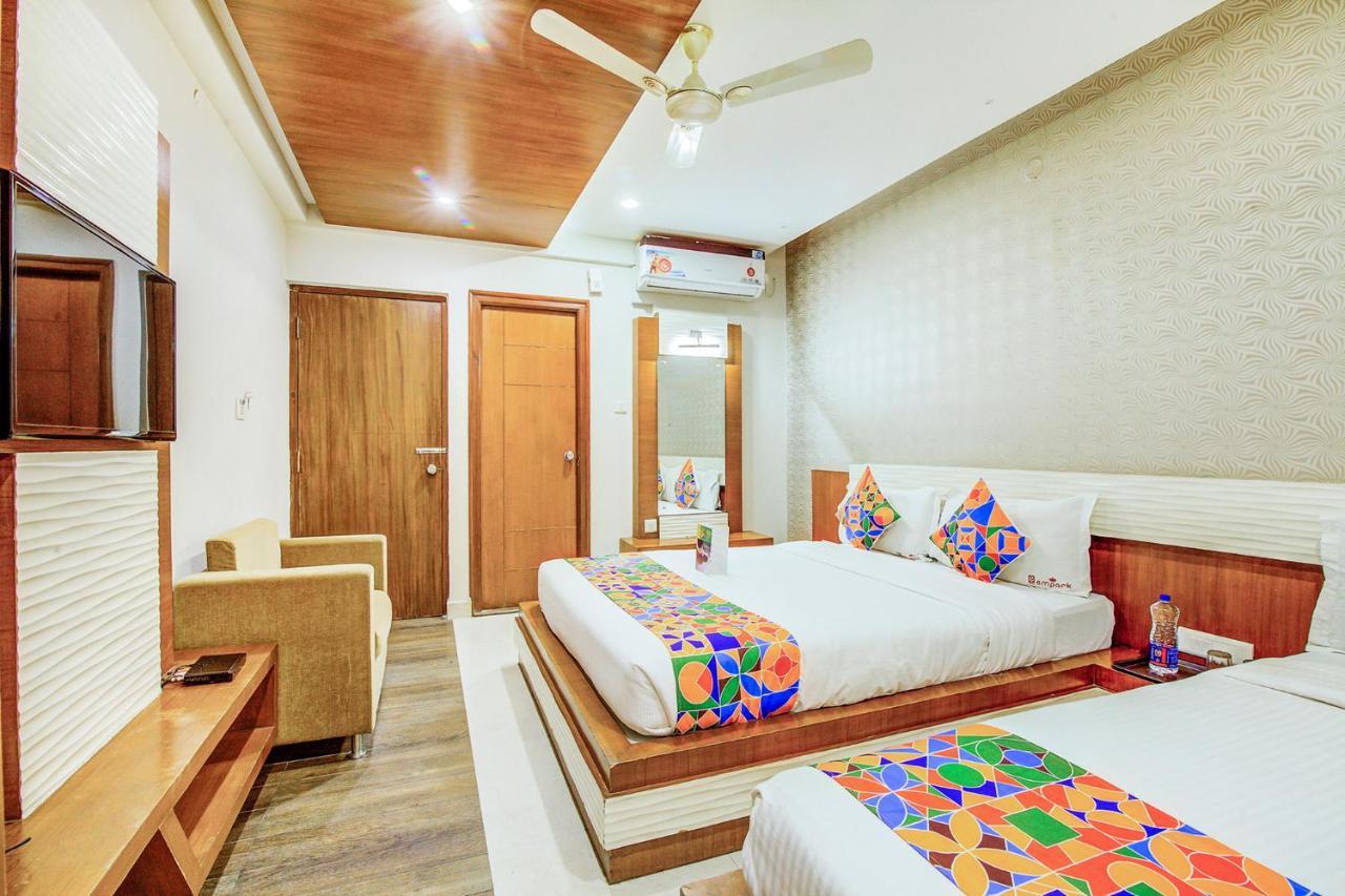 Hotel Fabhotel Empark 3*