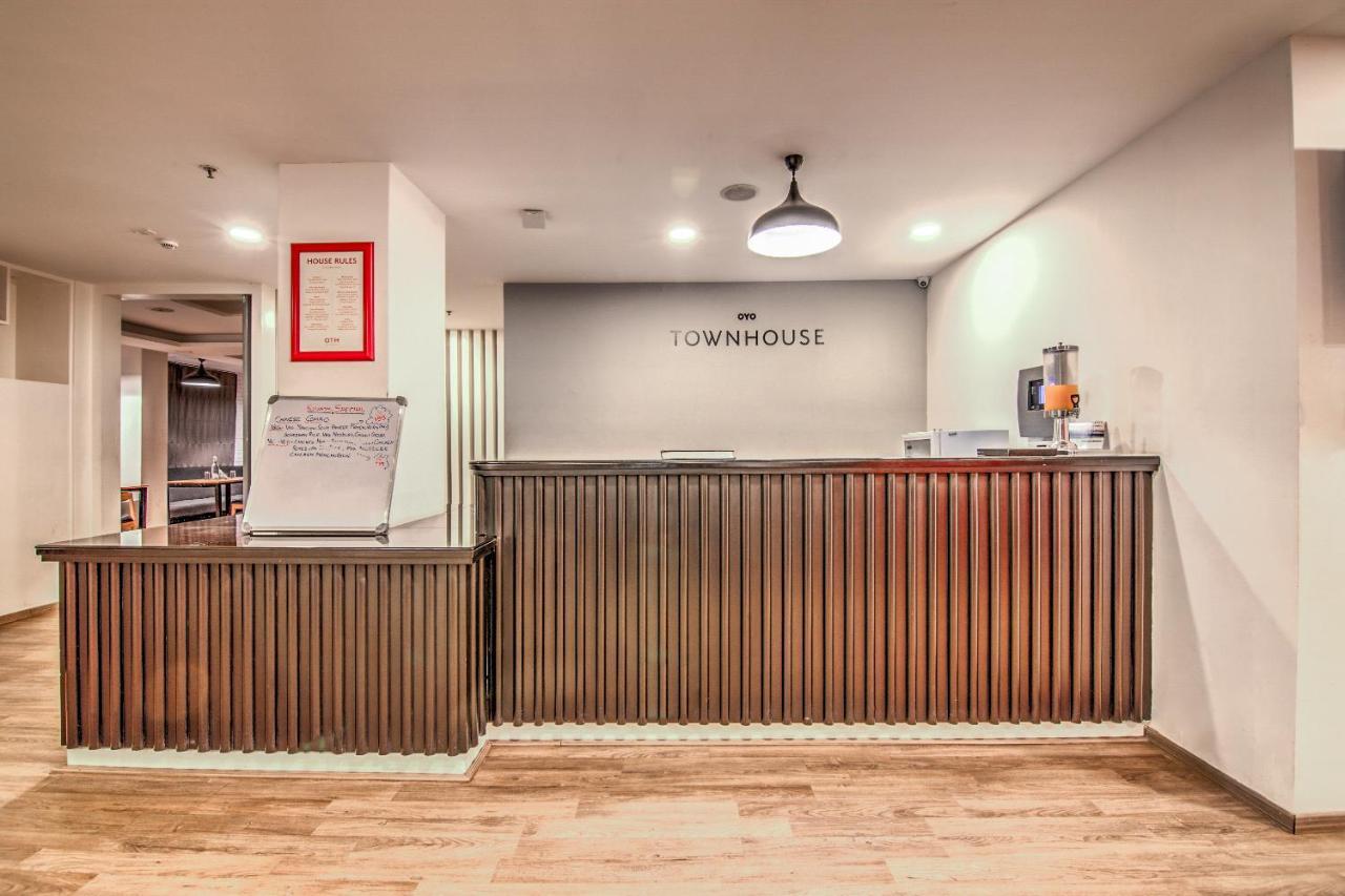Oyo Townhouse 019 Jayanagar 4*