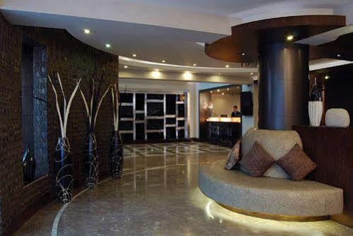 Lords Plaza 3*