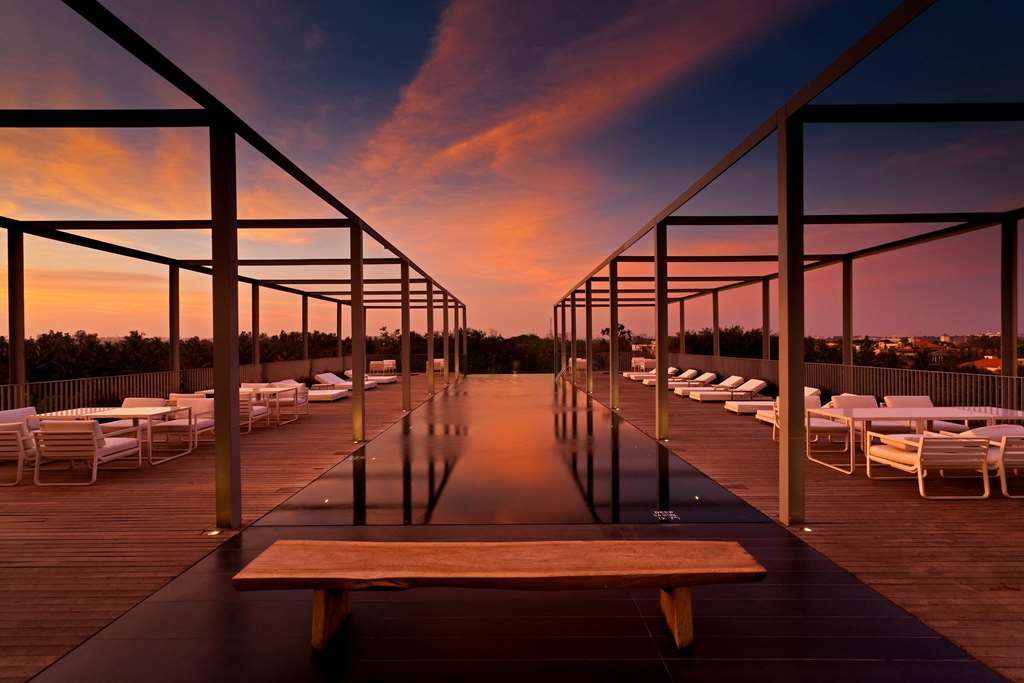 Hotel Miraya Whitefield 5*