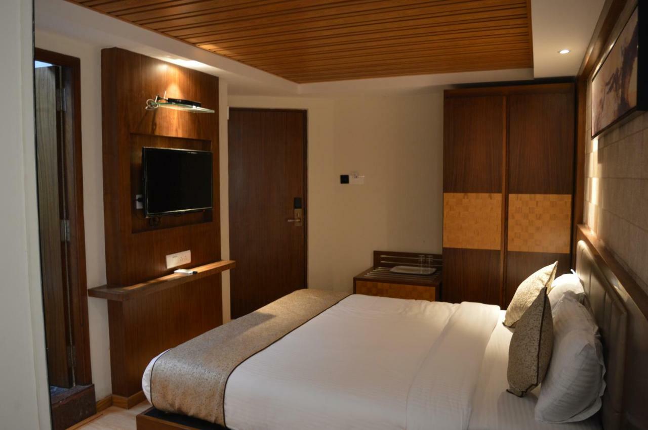 Gm Plaza Hotel Bangalore