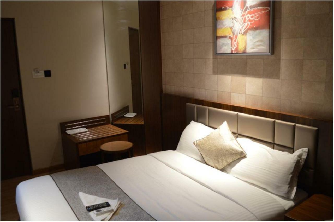 Gm Plaza Hotel