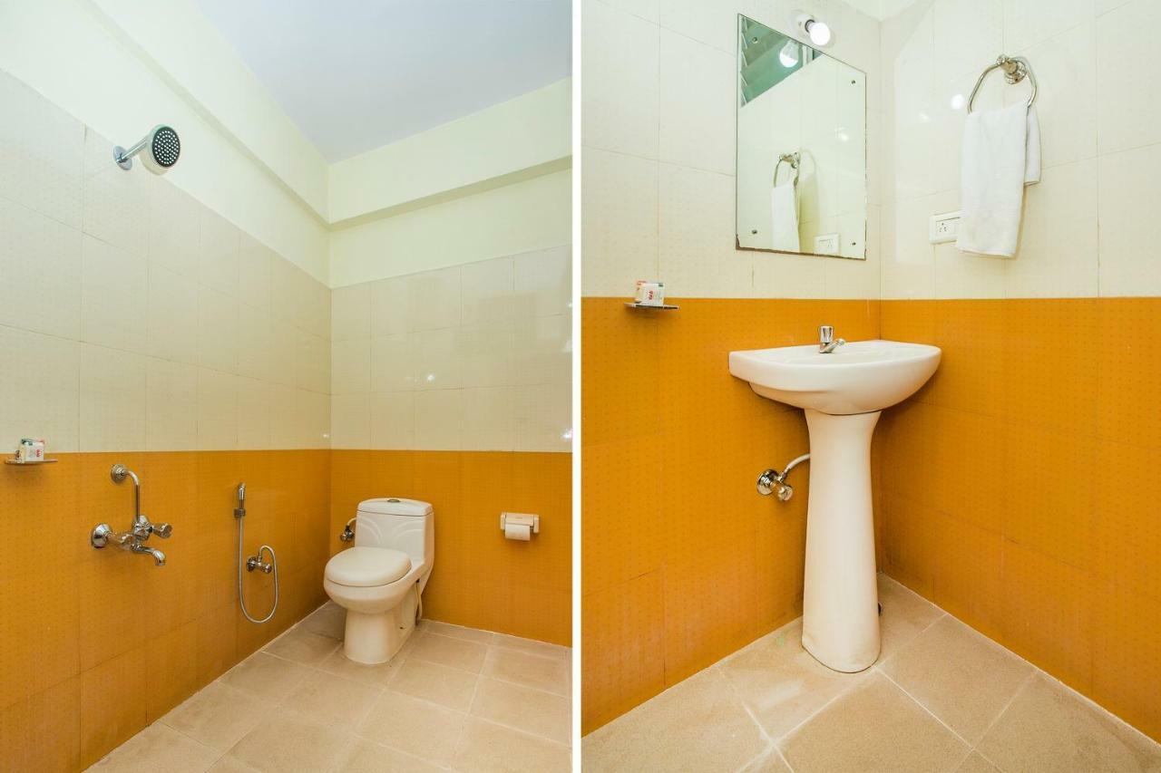 Hotel Oyo 16411 Sai Comforts 3*