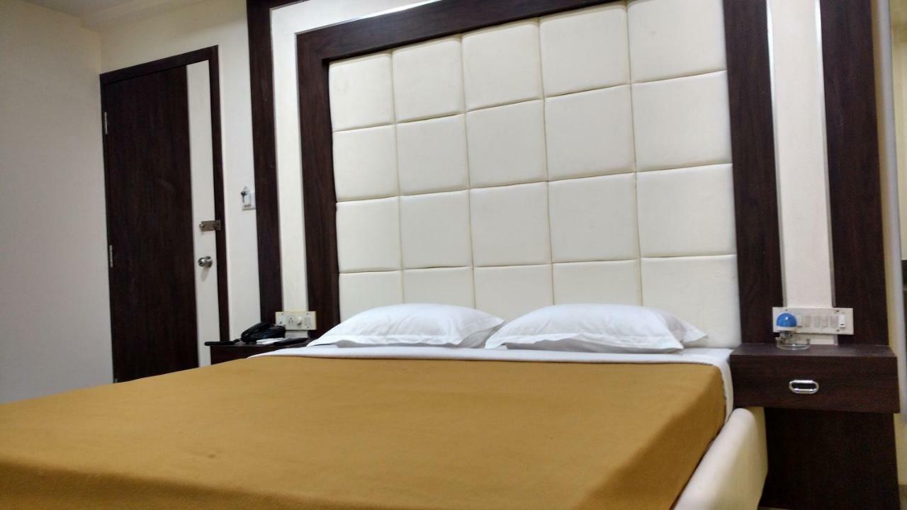 Habitat Serviced Bed & Breakfast Bangalore