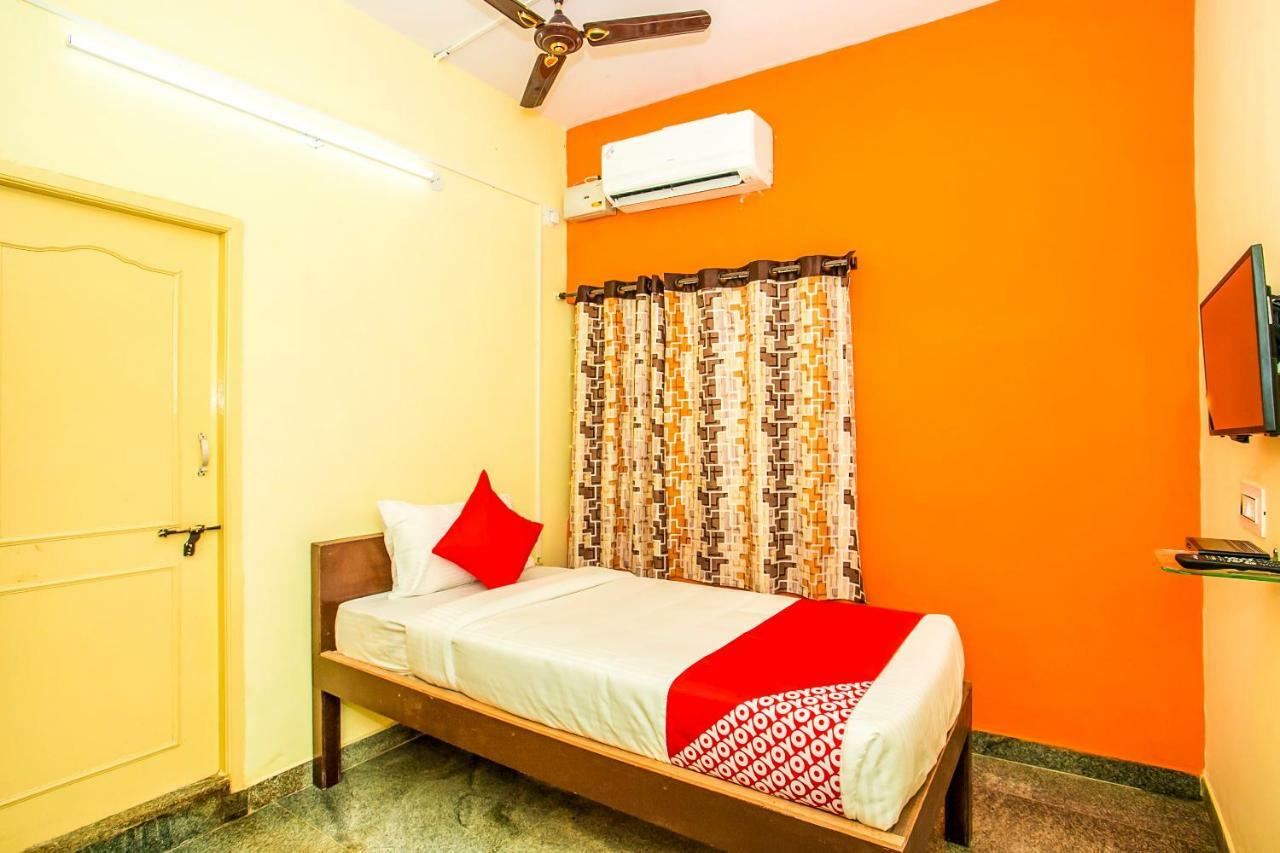Hotel Oyo 17136 Chinmayee's