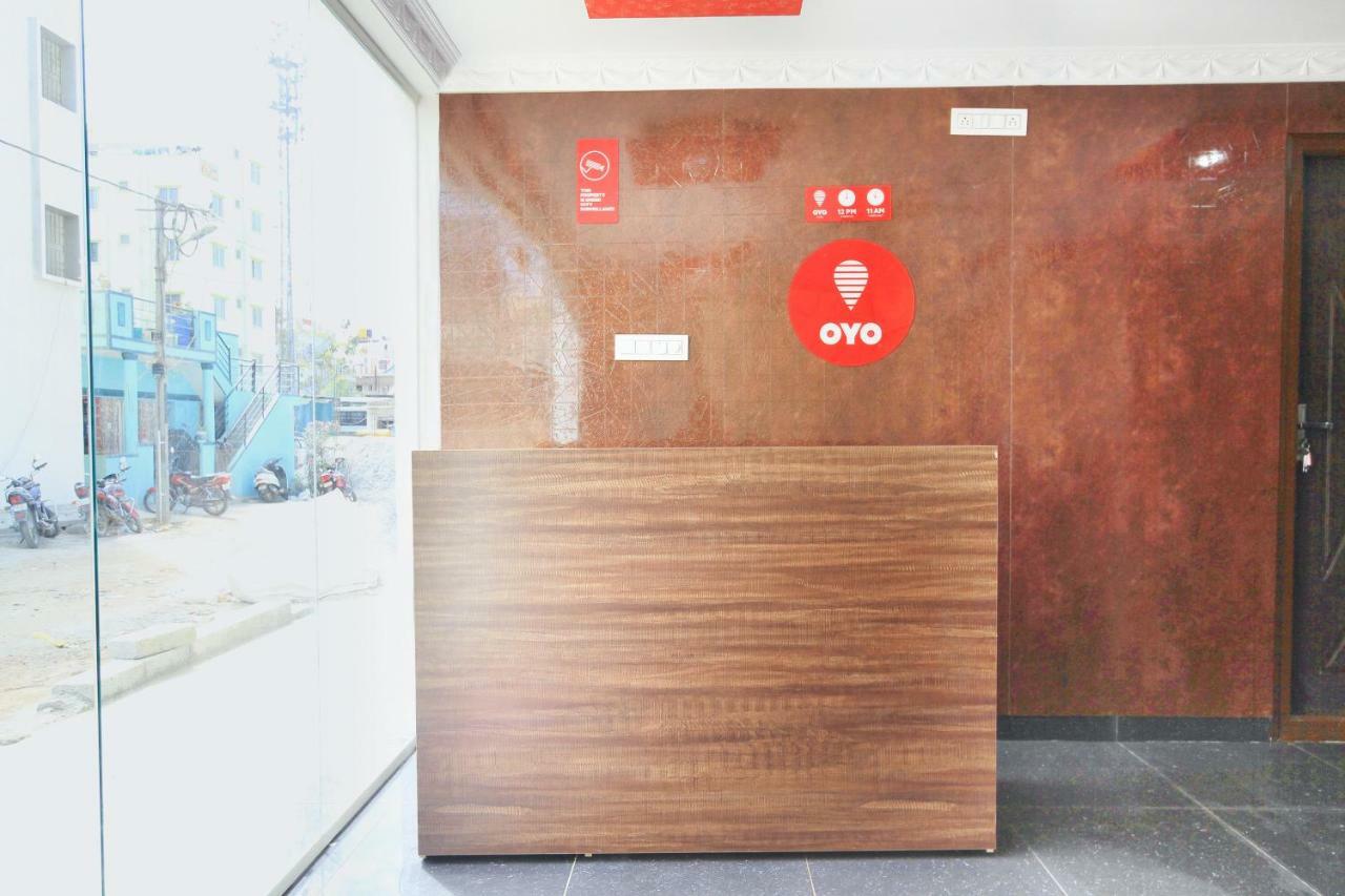 Oyo 11730 Maruthi Global Hotel 3*