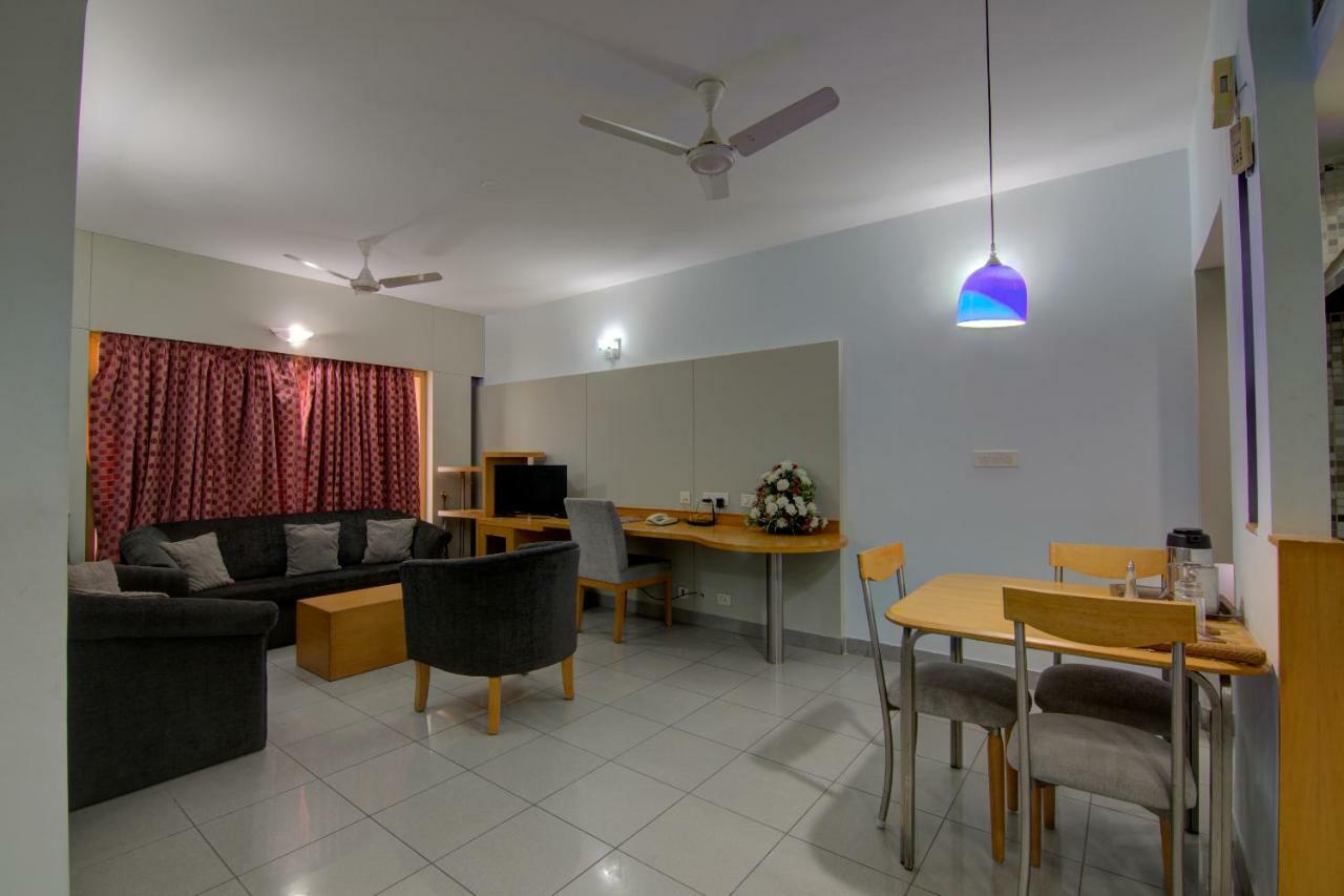 Tristar Serviced Apartment