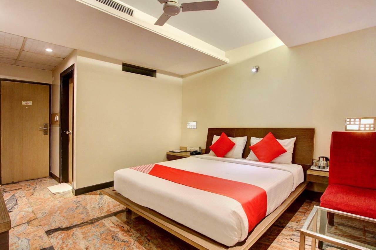 Cartier Biznotel Hotel 3*