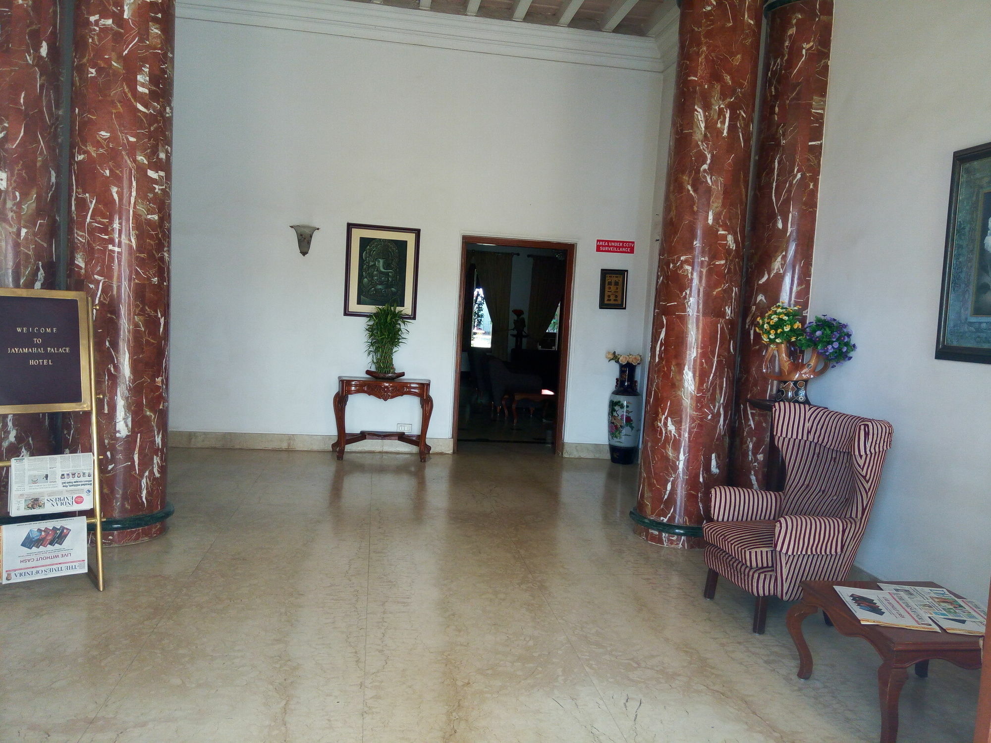 Jayamahal Palace Hotel 4*