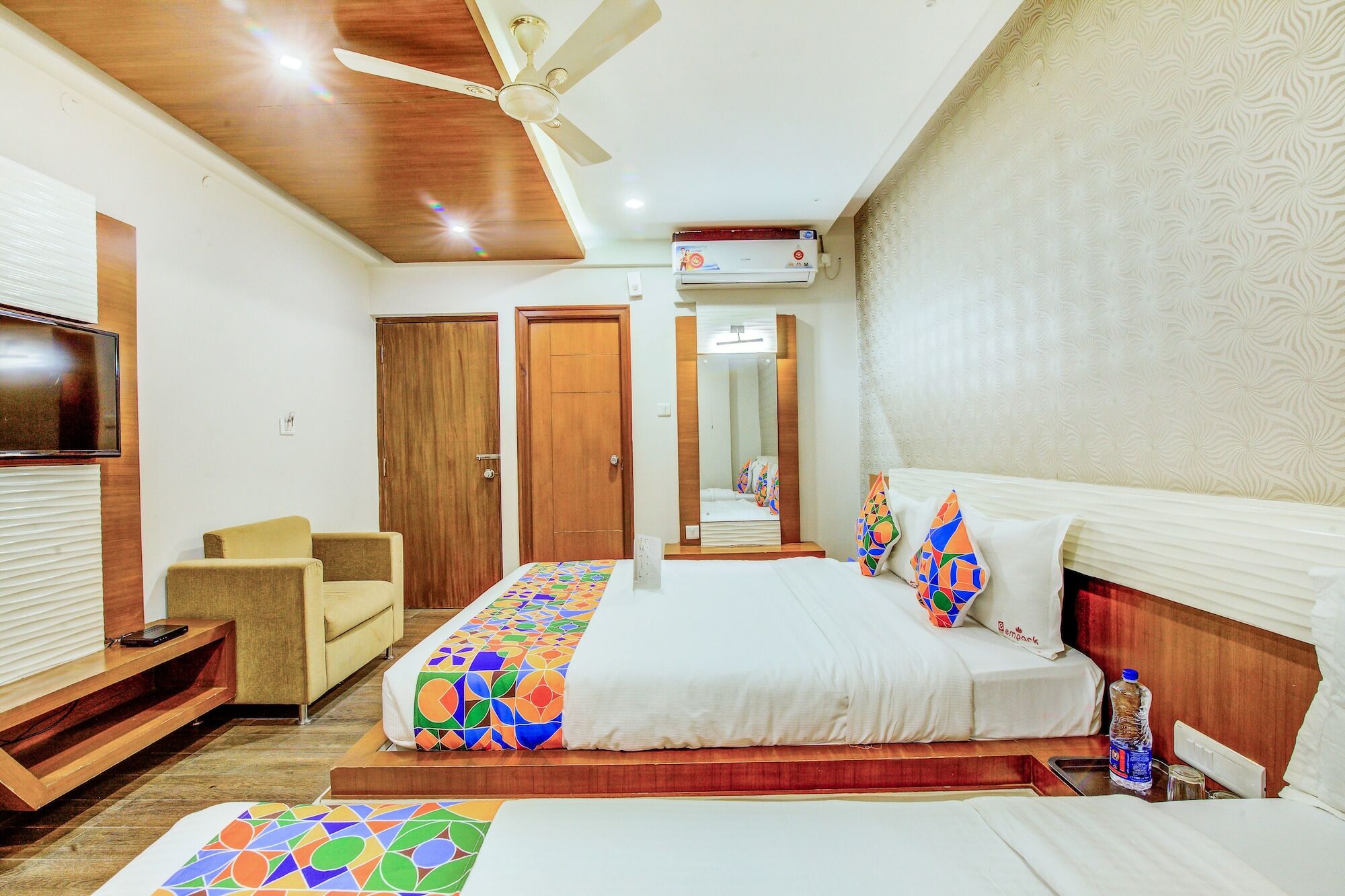 Fabhotel Empark Hotel 3*