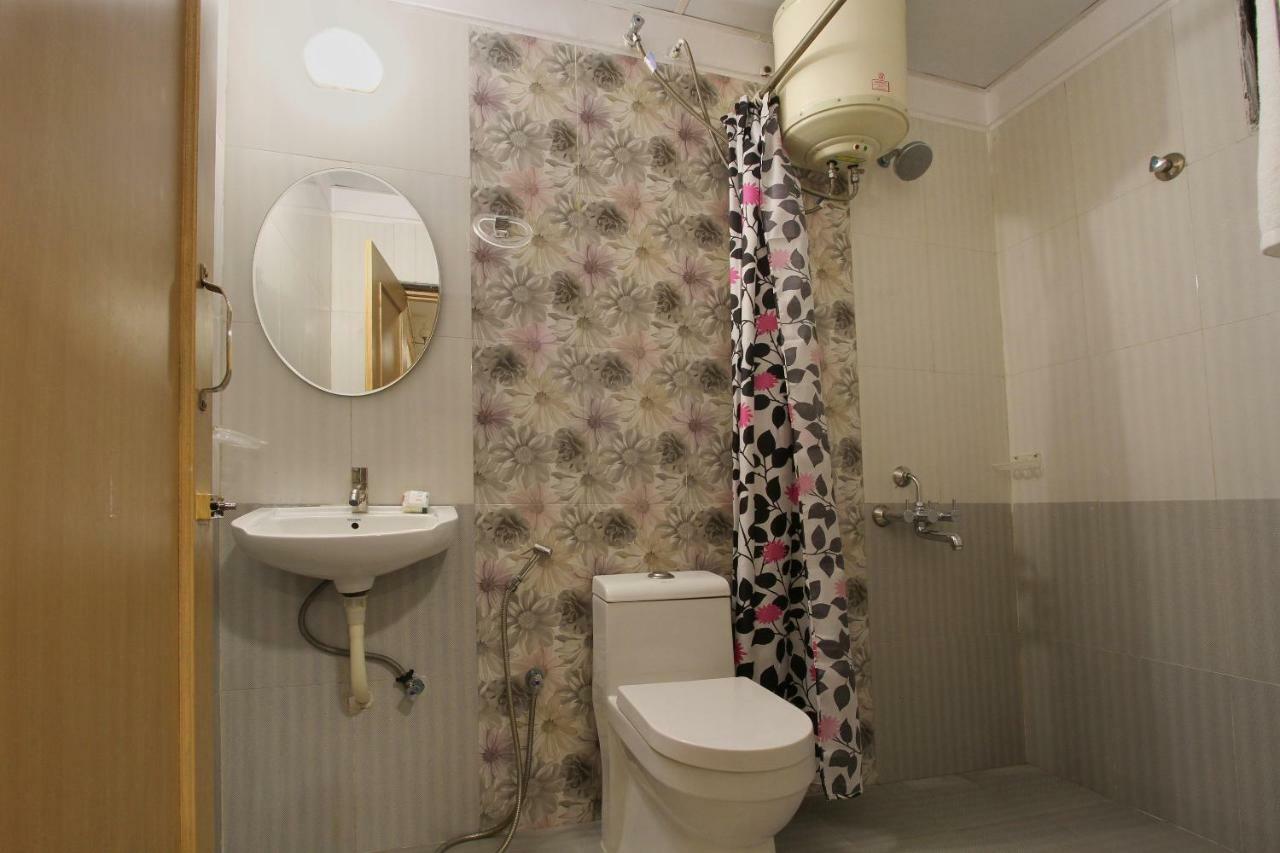 Oyo 13567 1bhk And
