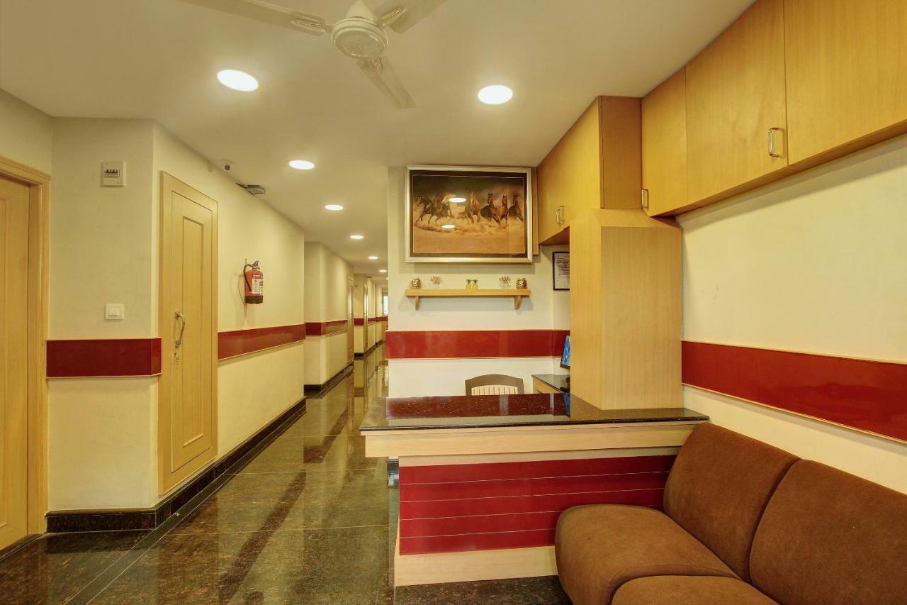 Oyo 13567 1bhk And 3* Bangalore
