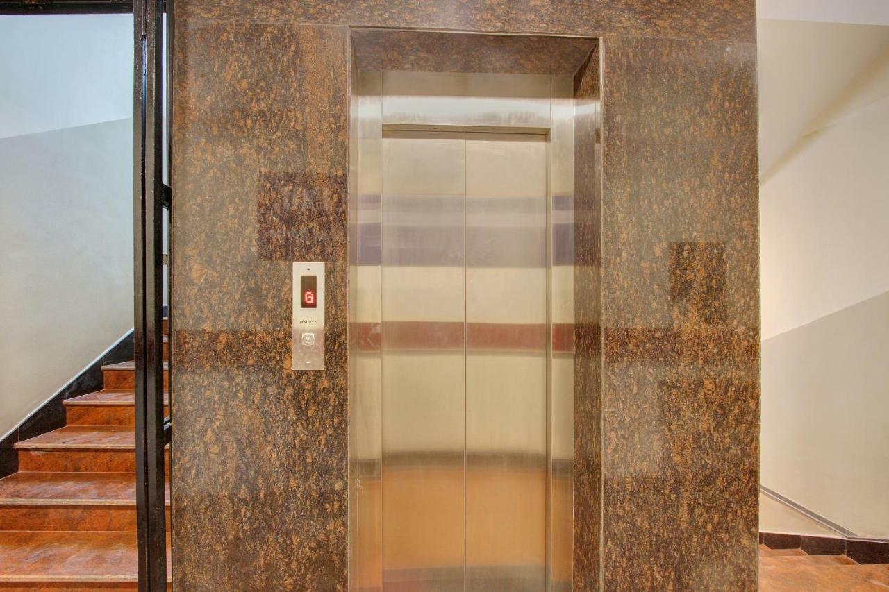 Hotel Oyo 13567 1bhk And 3*