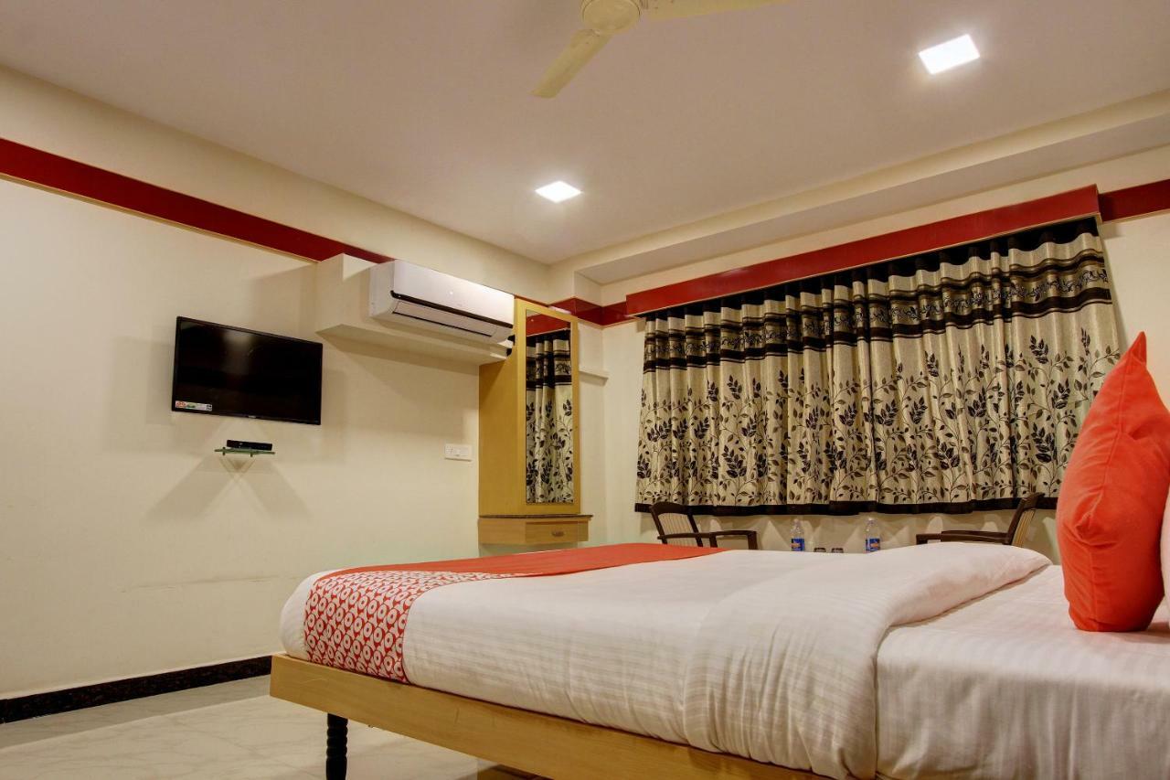 Oyo 13567 1bhk And Hotel
