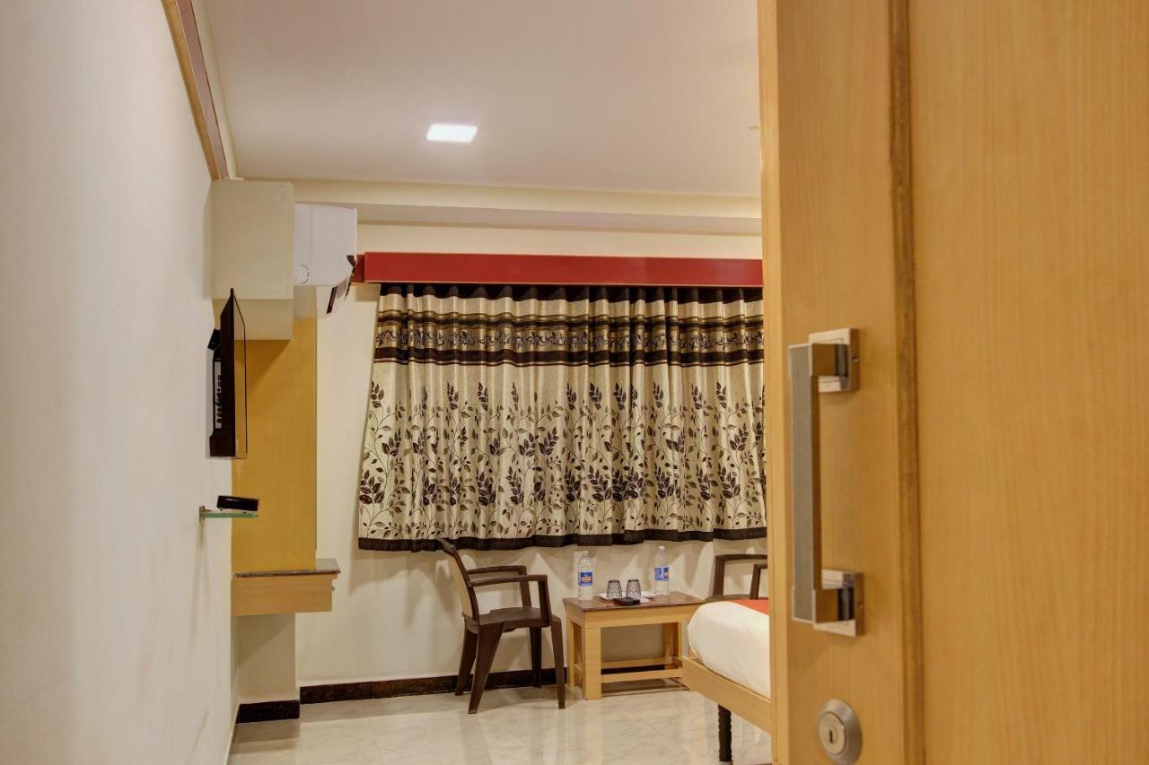Oyo 13567 1bhk And