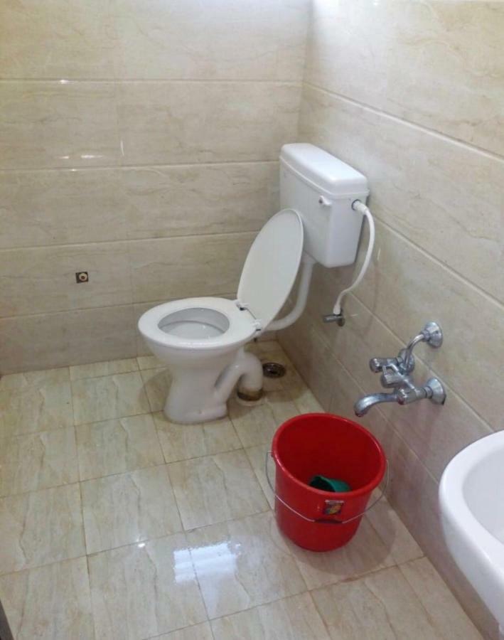 Hotel Veekay *