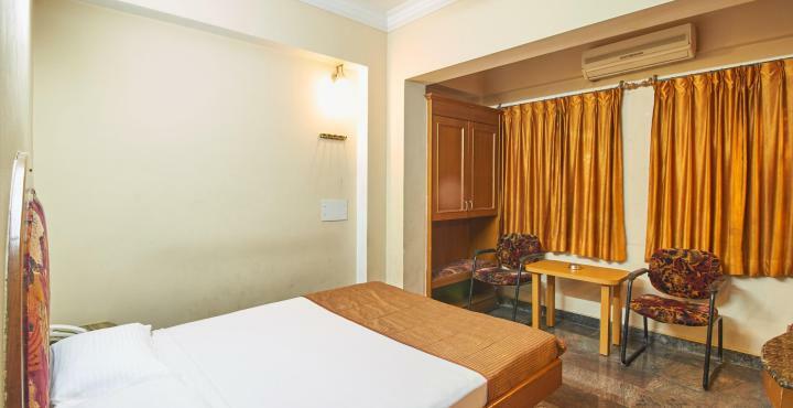 Hotel Chinna's Residency Bangalore