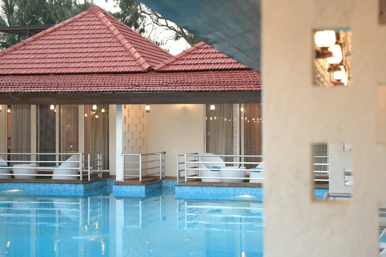 Ezone Lagoon Hotel *