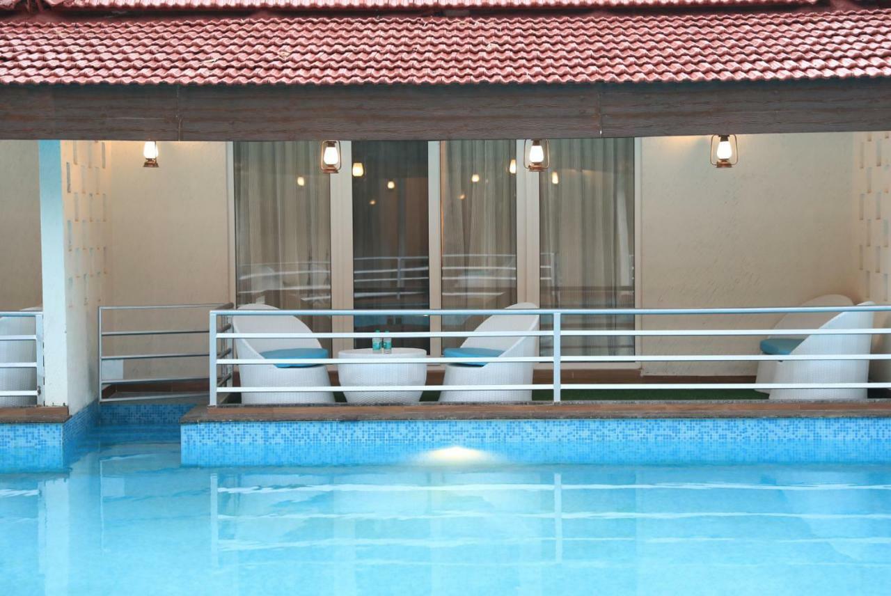 Hotel Ezone Lagoon Bangalore