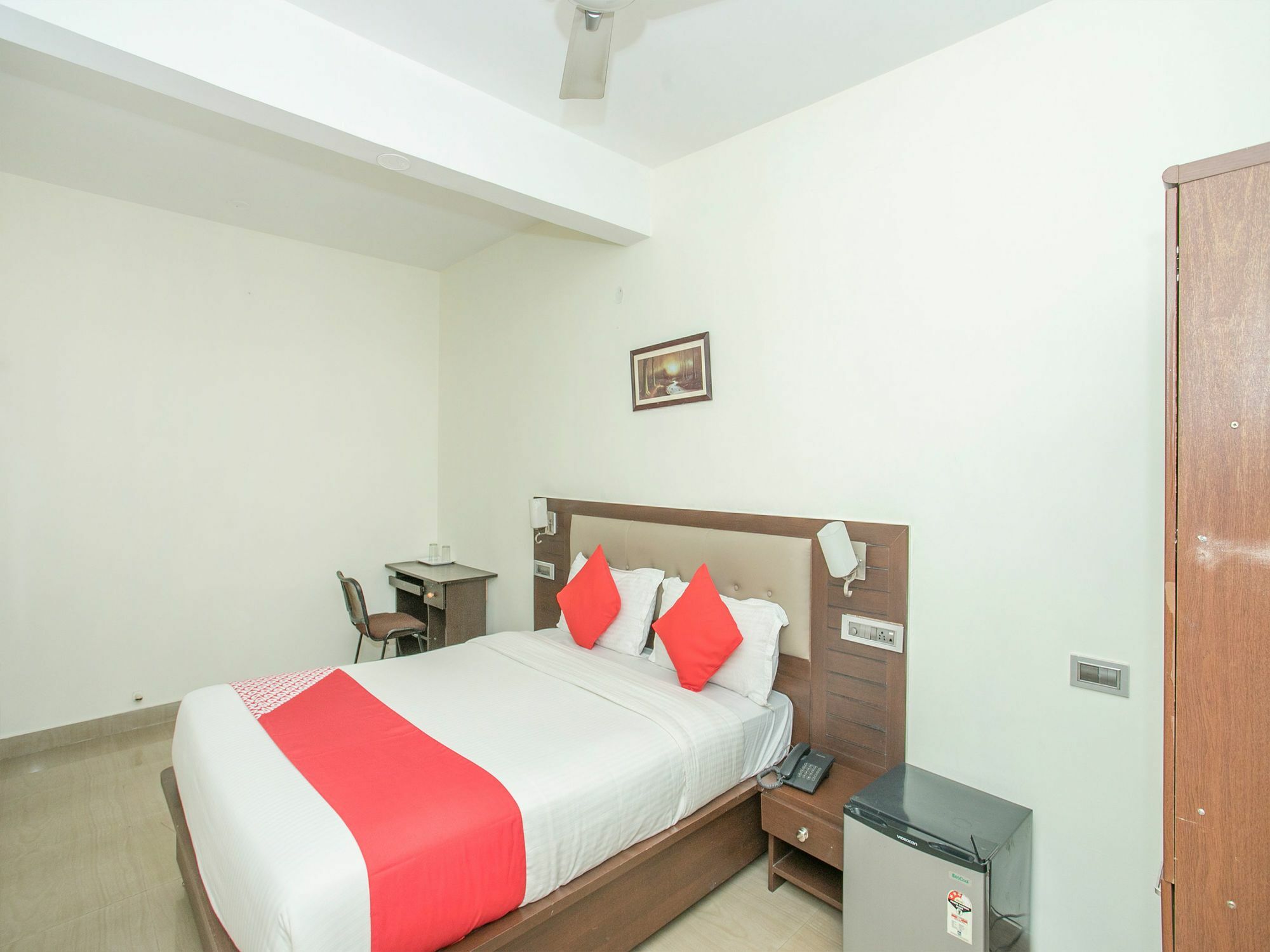 Hotel Oyo 13170 Victory