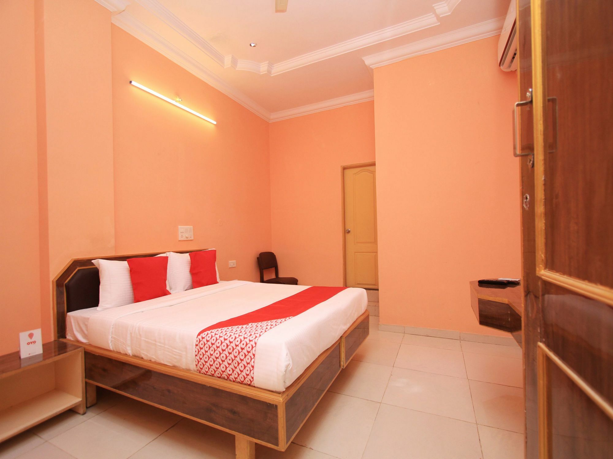 Hotel Flagship Majestic Near Lalbagh Botanical Garden Bangalore