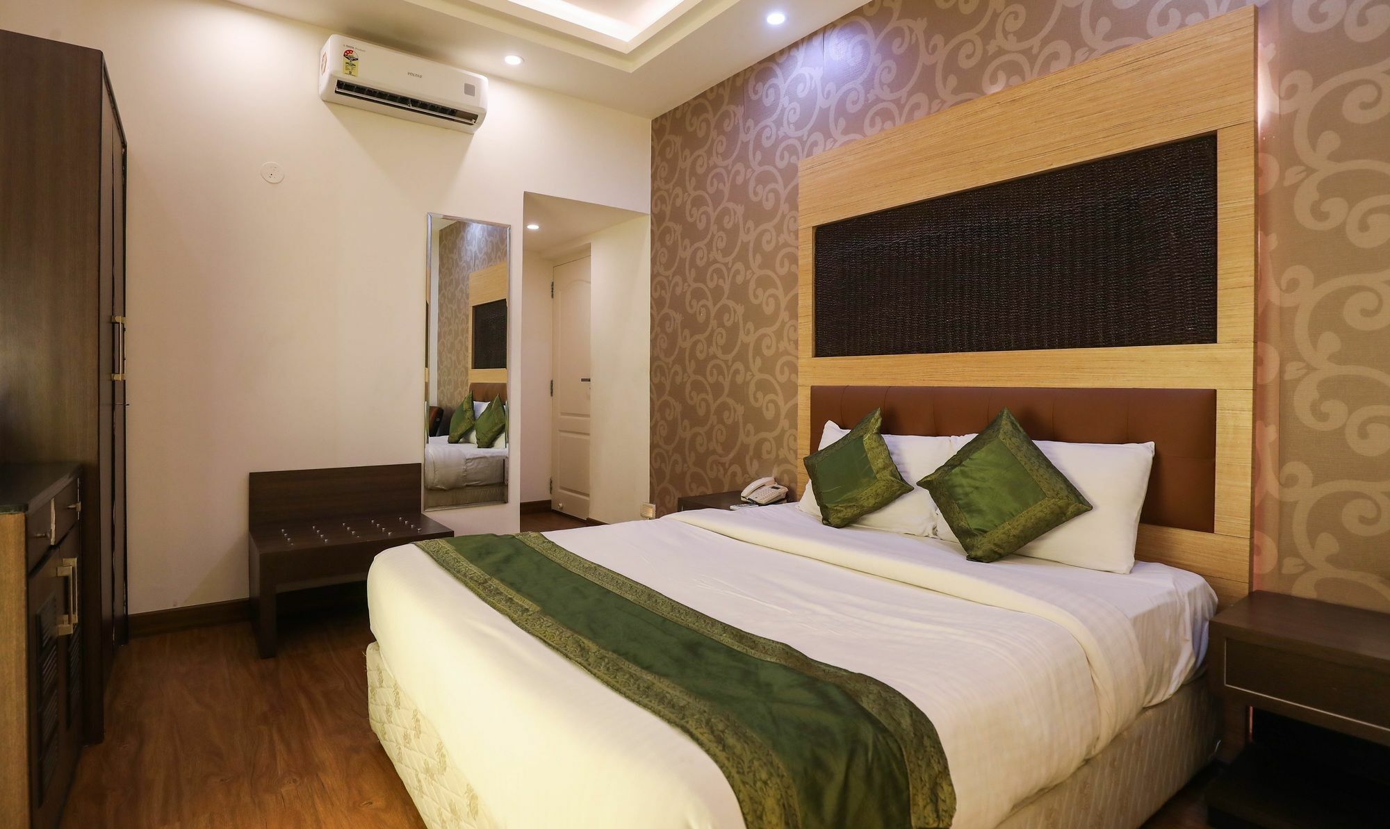 Hotel Treebo Trend White Mg 3*