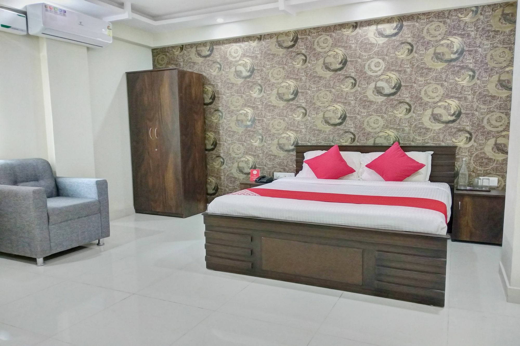 Hotel Oyo 10521 Gck Bangalore