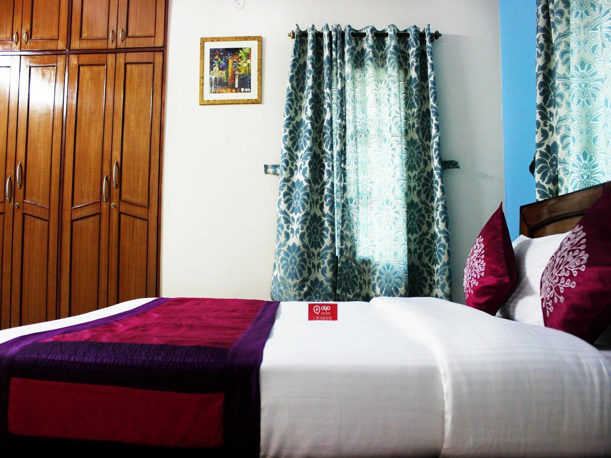 Oyo Apartments Mg Road Manipal Center 3*