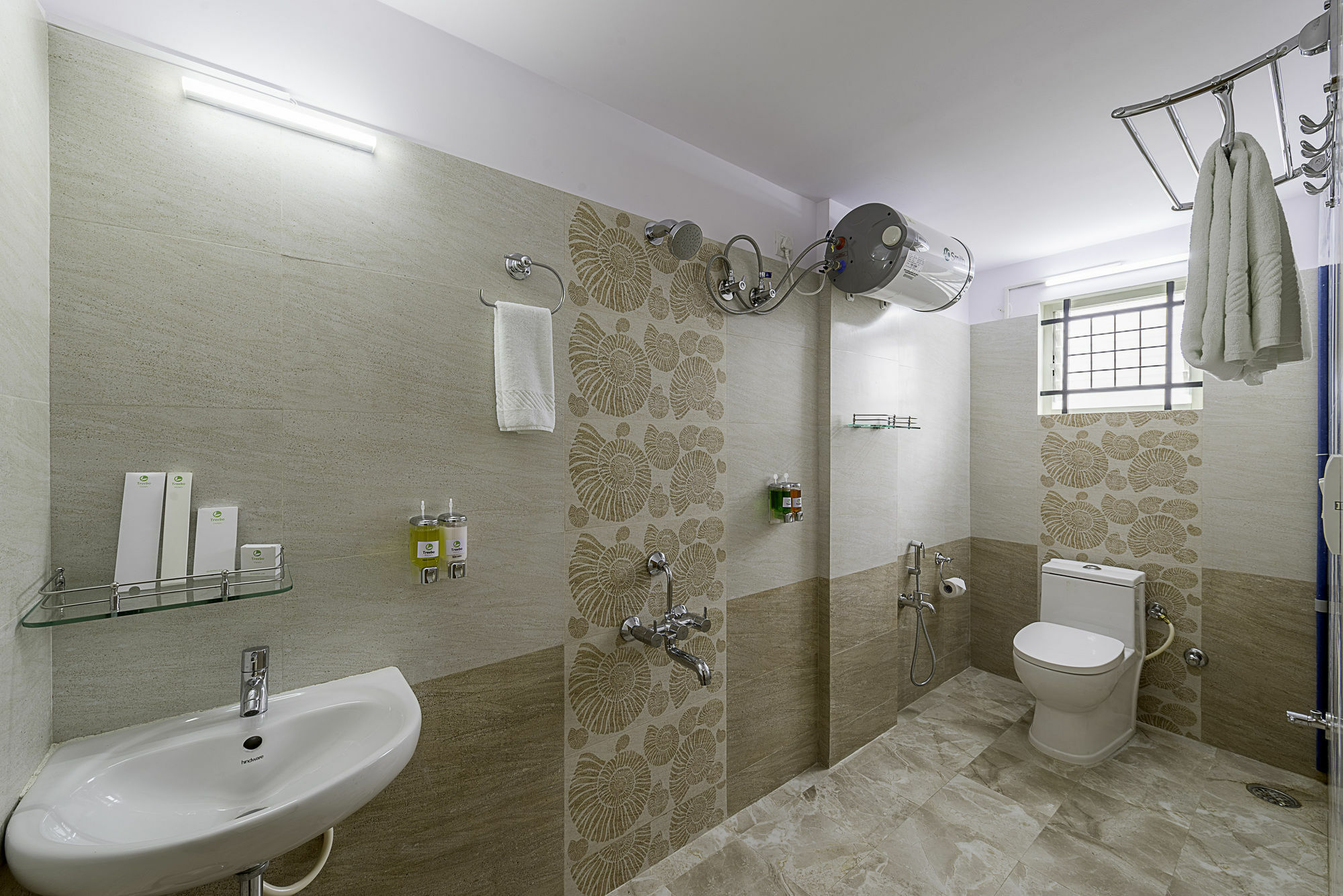 Hotel Treebo Akshaya Mayflower Vijaya Bank Layout 3*