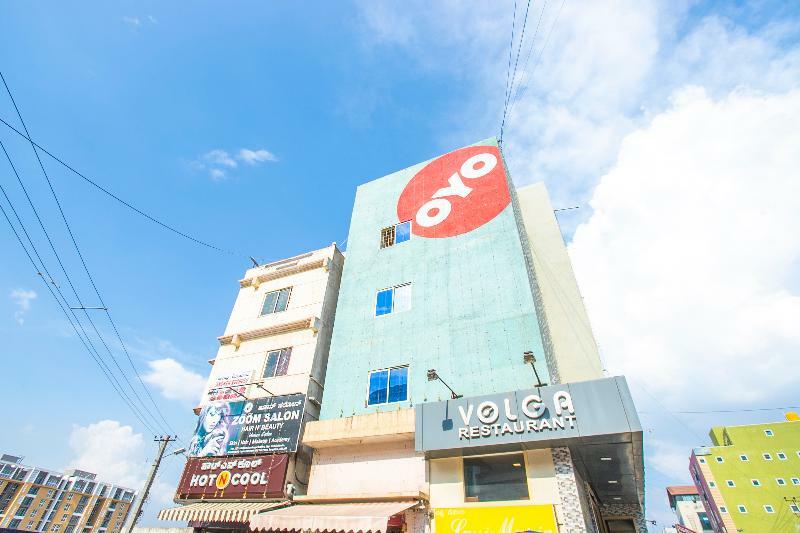 Hotel Oyo 17136 Chinmayee's 3*