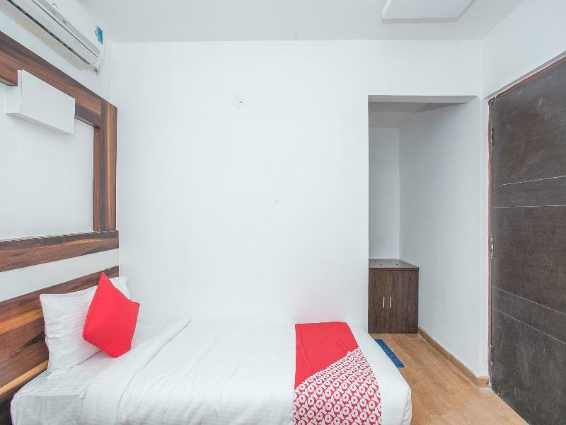 Oyo 15082 Moriz Boutique Bangalore