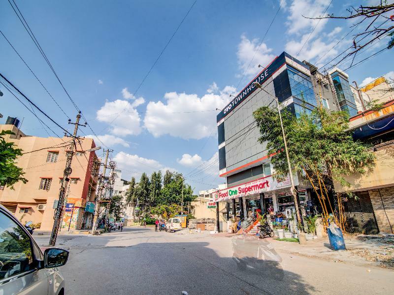 Oyo Townhouse 104 Koramangala Maharaja Signal Bangalore