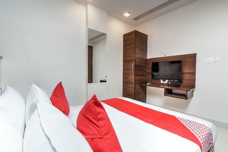 Collection O 19570 Bb Residency Hotel