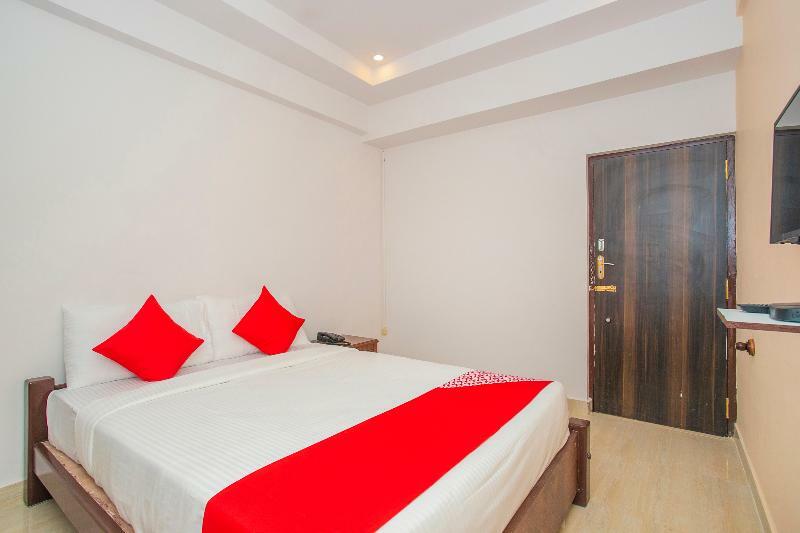 Collection O 16626 Rajkamal Hotel 3*