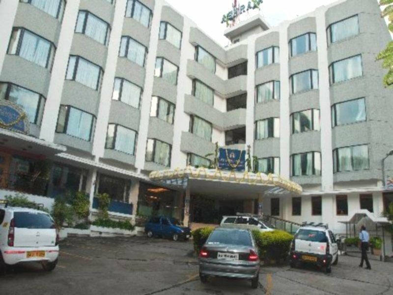 Ashraya International 3*