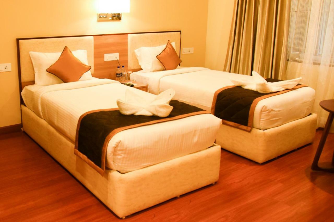 Rk Gardenia Hotel