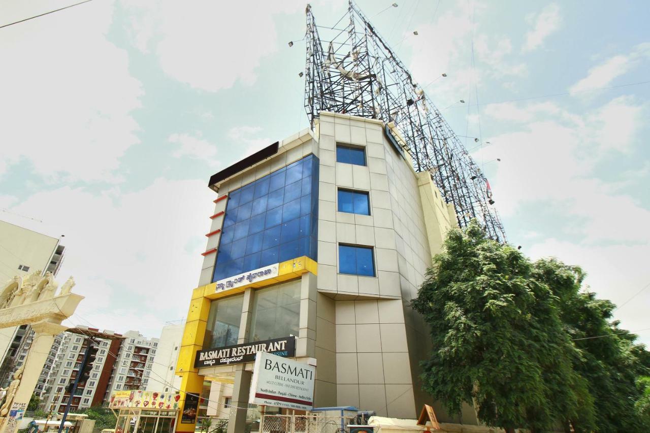 Oyo 10335 Platinum Hotel