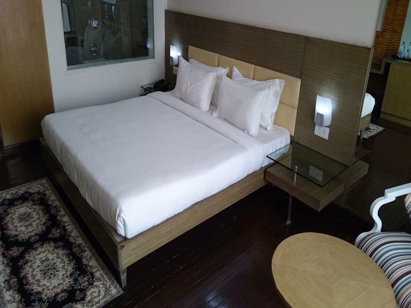 Rosewood International 3* Bangalore