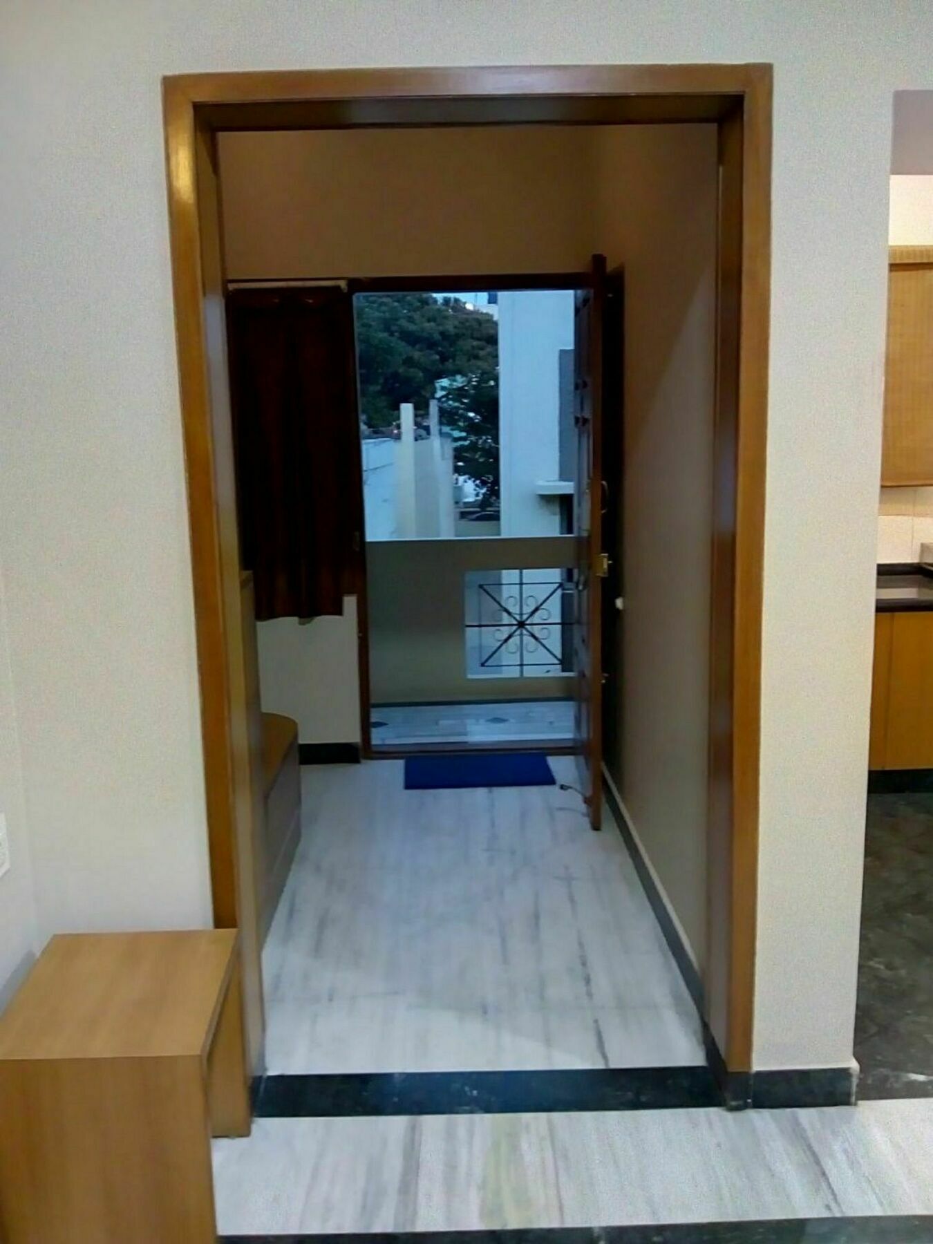 Om Residency Hotel 3*
