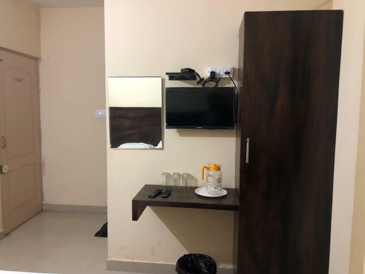 Hotel Veekay Bangalore