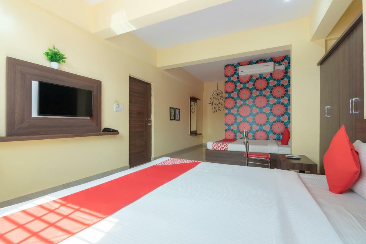 Champion Palace Hotel 3*