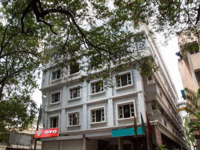 Oyo Majestic 2 Hotel