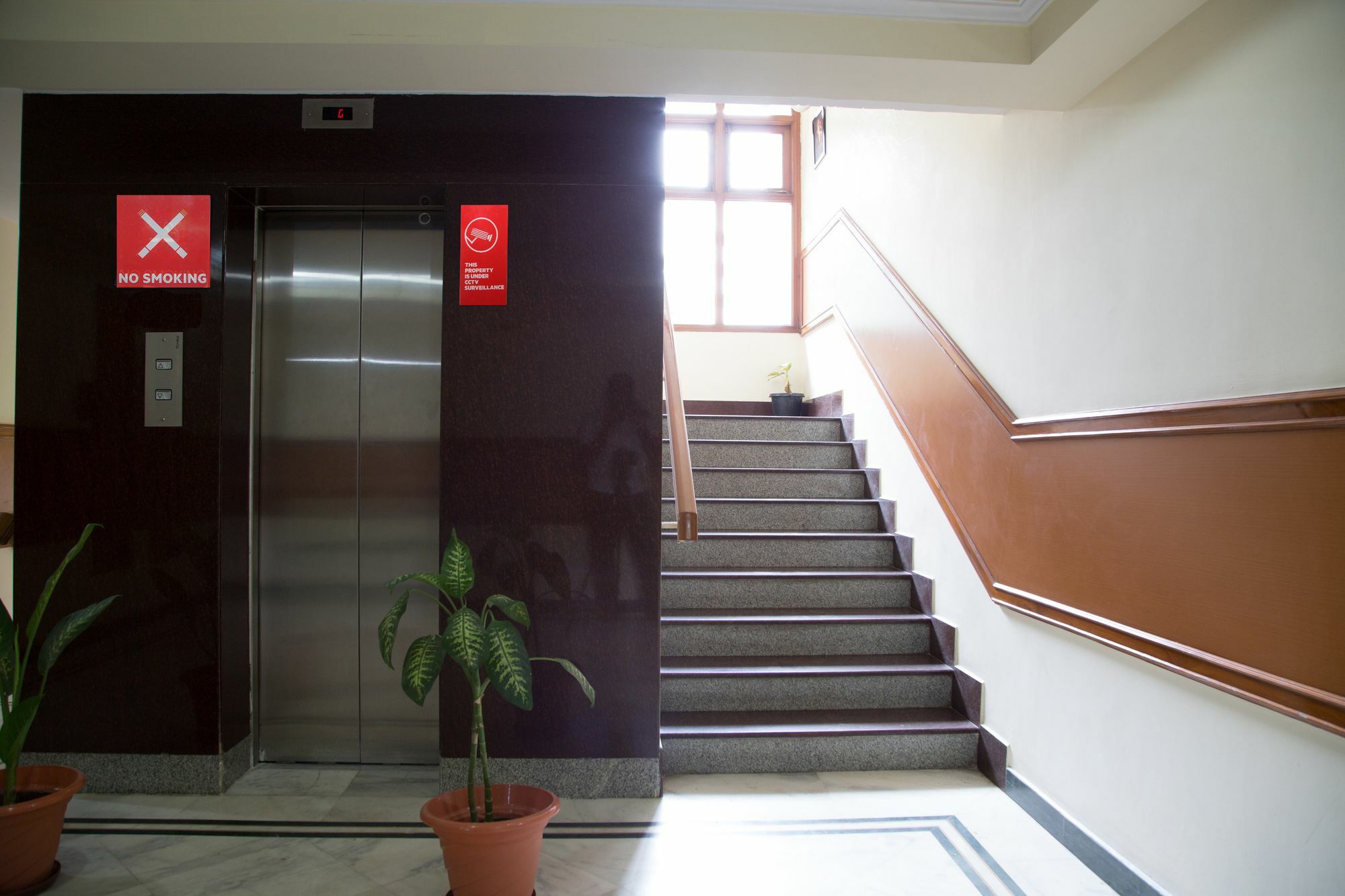 Hotel Oyo Majestic 2